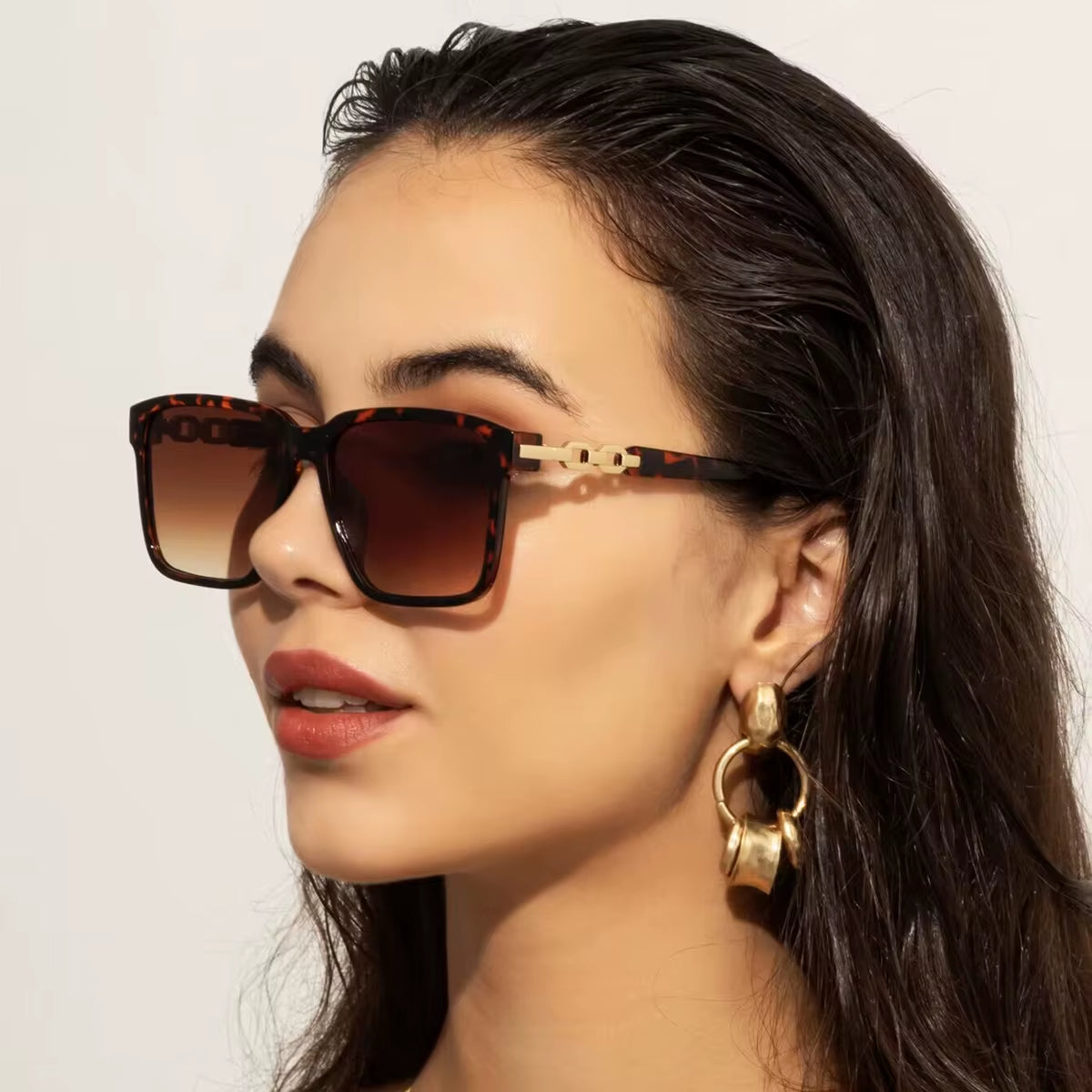 Women's Square Fashion Sunglasses with Gradient Lenses - UV400 Protection - Luxury Brand Eyewear